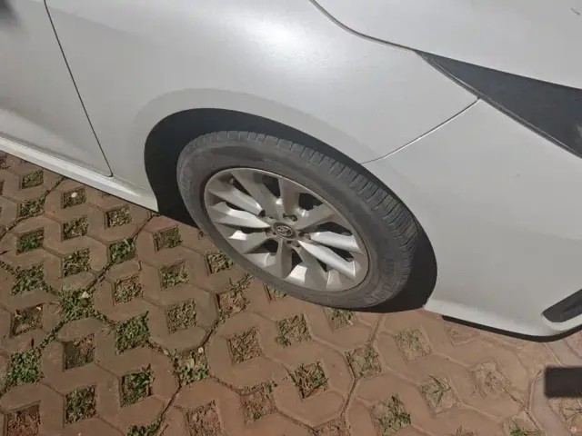 Toyota Corolla — Фото автомобиля 5