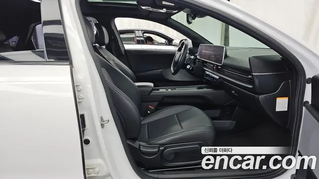 Hyundai Ioniq 6 — Фото автомобиля 11