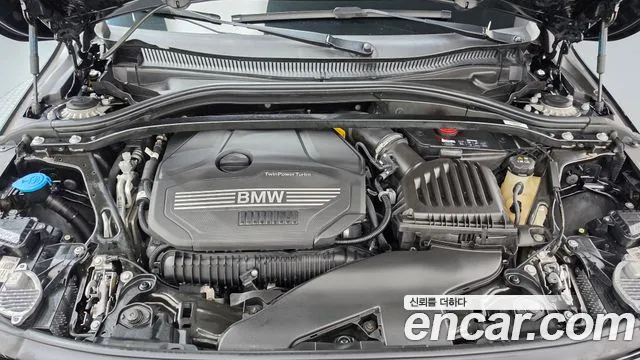 BMW 1 Series F40 — Фото автомобиля 6