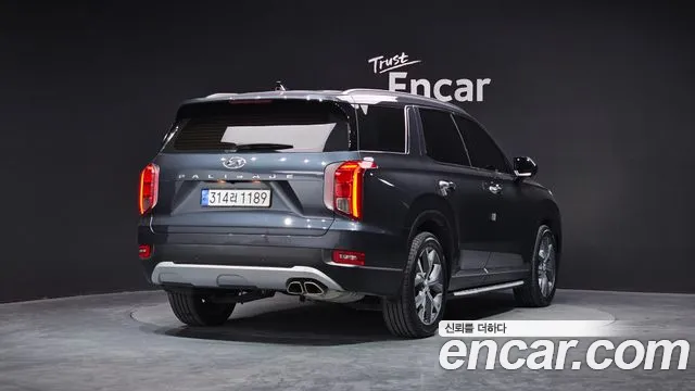 Hyundai Palisade Palisade Дизель 2.2 2WD — Фото автомобиля 2