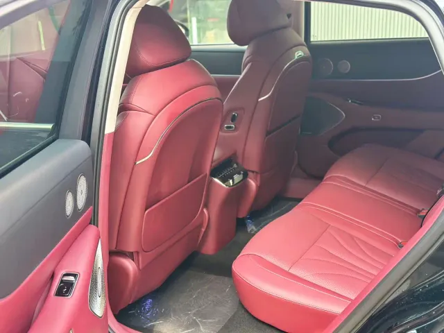 Voyah Auto VOYAH Zhuiguang L 2025 Mid-configuration Model — Фото автомобиля 5