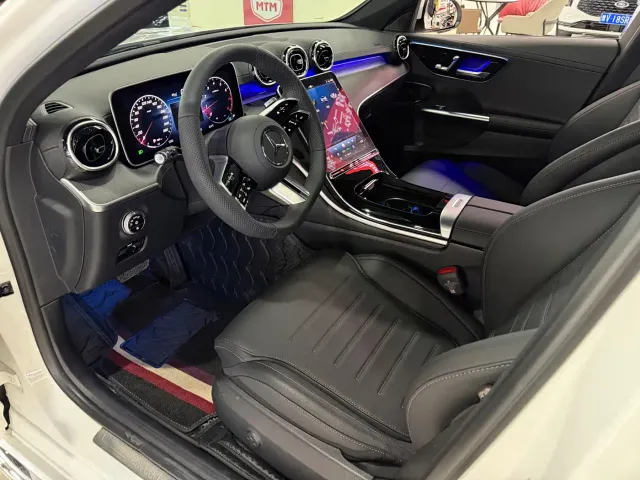 Mercedes-Benz C-Class — Фото автомобиля 9