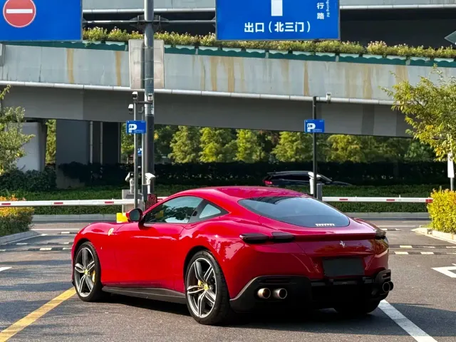 Ferrari Roma — Фото автомобиля 9