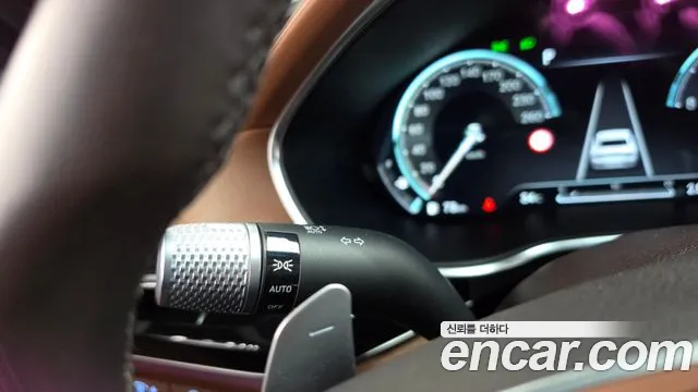 Genesis G80 Бензин 2.5 турбо AWD — Фото автомобиля 18