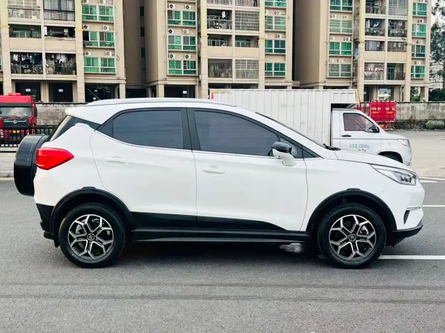 BYD Yuan Pro — Фото автомобиля 4