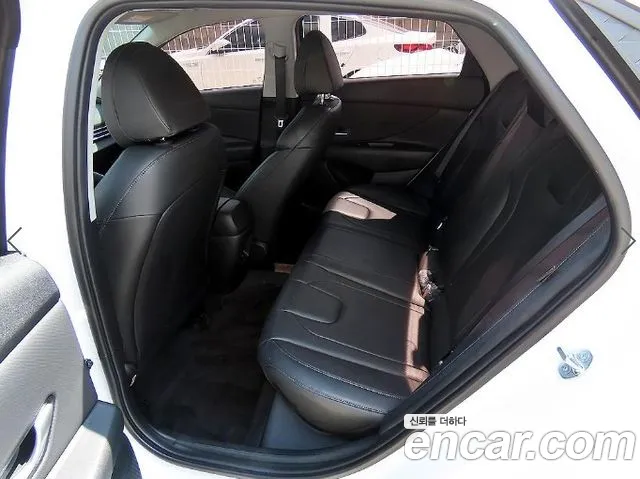 Hyundai Avante CN7 — Фото автомобиля 6