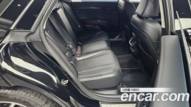 Hyundai Grandeur Grandeur (GN7) 2.5 Бензин 2WD — Фото автомобиля 11
