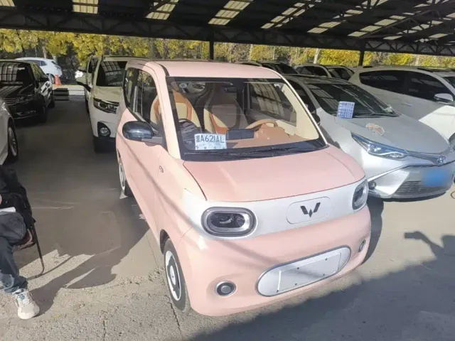 Wuling Hongguang Mini EV — Фото автомобиля 3