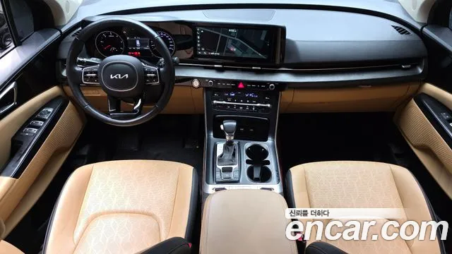 Kia Canival — Фото автомобиля 7