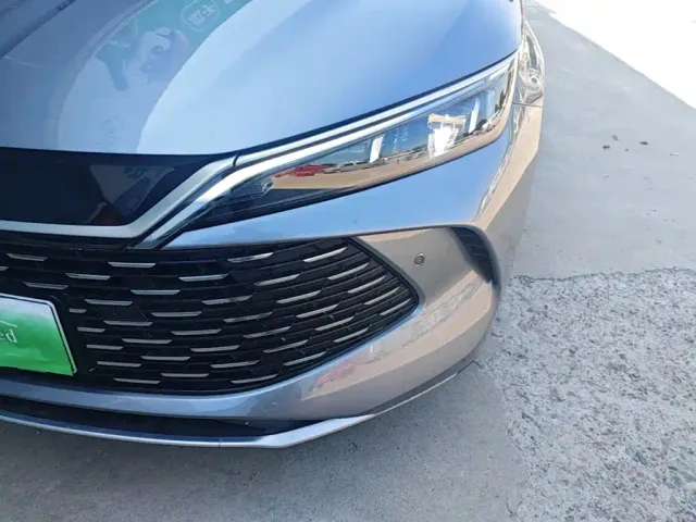 BYD Qin L — Фото автомобиля 23