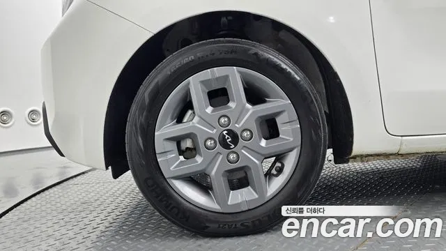 Kia RAY Новый Kia Ray Prestige — Фото автомобиля 5