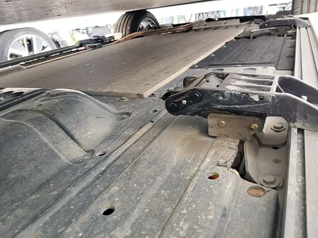 Li Auto L8 — Фото автомобиля 21
