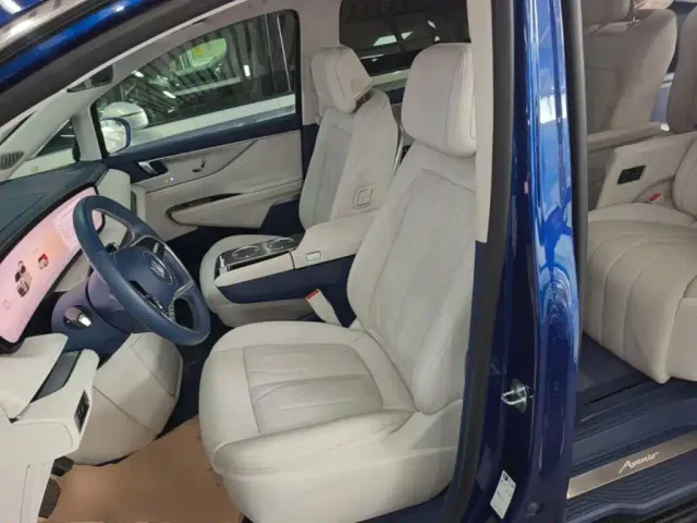 Buick Buick GL8 New Energy 2024 Land Honor Luxury Edition 6-Seater — Фото автомобиля 14