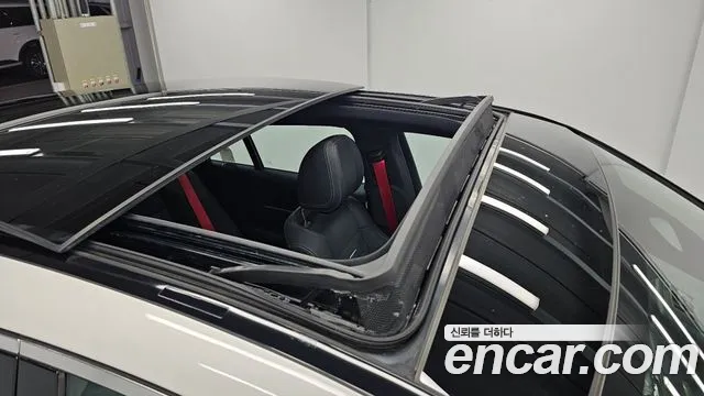 Mercedes-Benz GLE-Class — Фото автомобиля 19