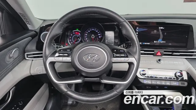 Hyundai AVANTE Avante (CN7) — Фото автомобиля 15