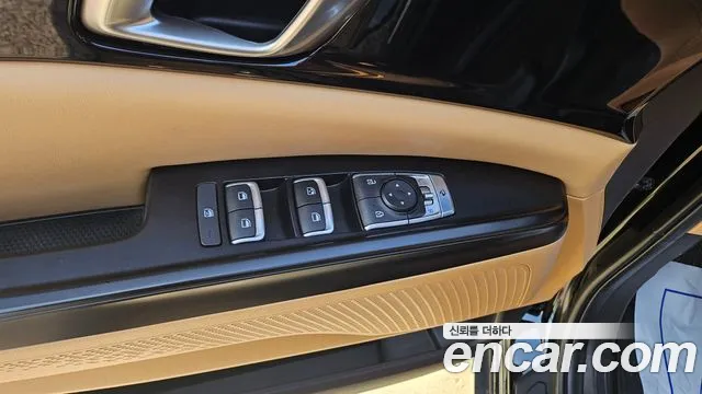 Kia Canival Carnival 4 поколение Дизель 9 мест Prestige — Фото автомобиля 9