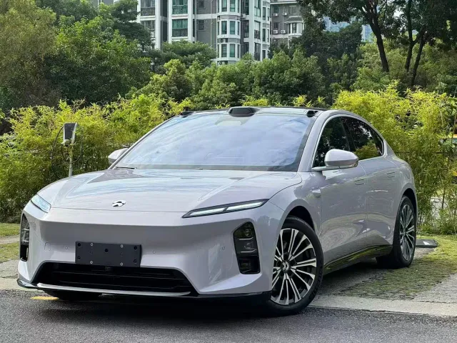Фотография автомобиля — Nio ET5