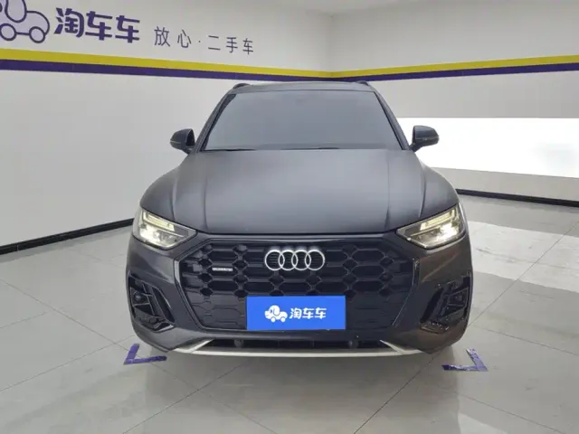 Audi Q5L — Фото автомобиля 2