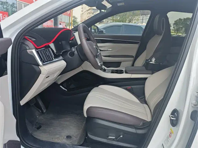 BYD Song PLUS — Фото автомобиля 4
