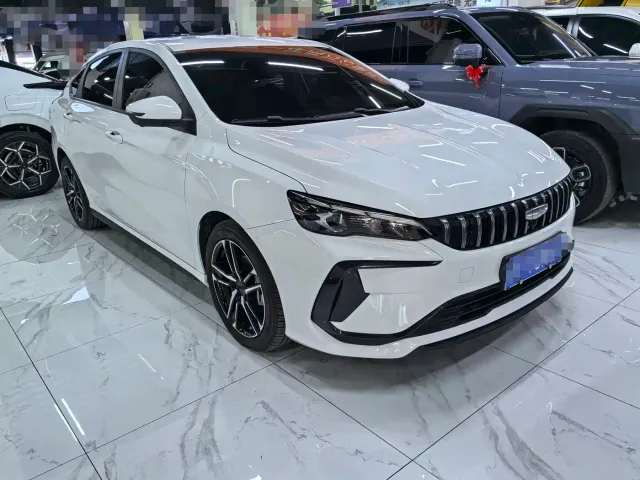 Geely Binrui — Фото автомобиля 3