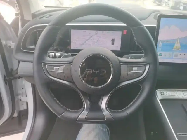 BYD Sealion 05 EV — Фото автомобиля 10