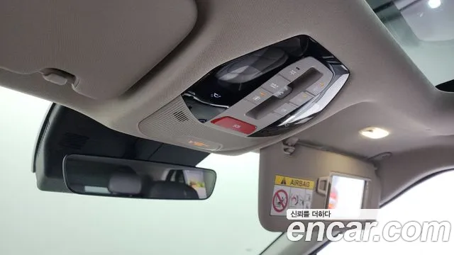 Kia EV3 Standard 2WD — Фото автомобиля 30