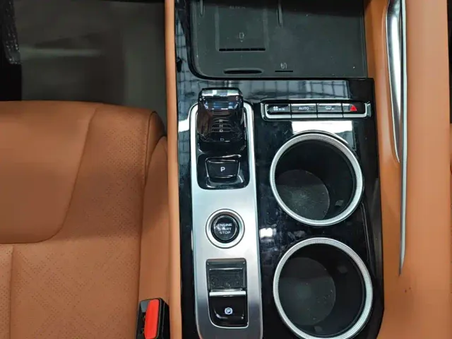Geely Boyue — Фото автомобиля 13