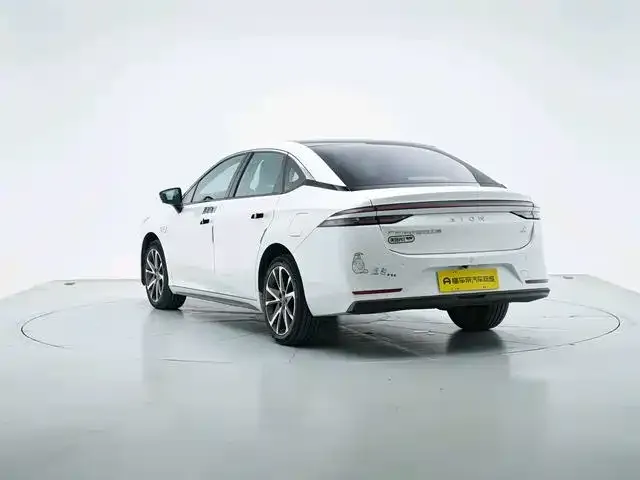 GAC Aion S Plus — Фото автомобиля 8