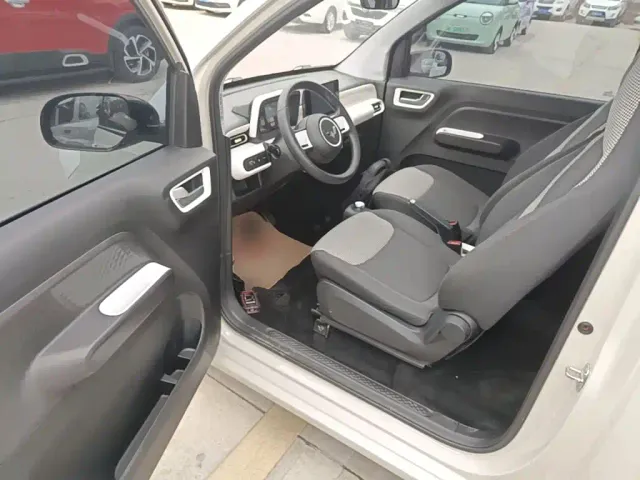 Wuling Hongguang Mini EV — Фото автомобиля 15