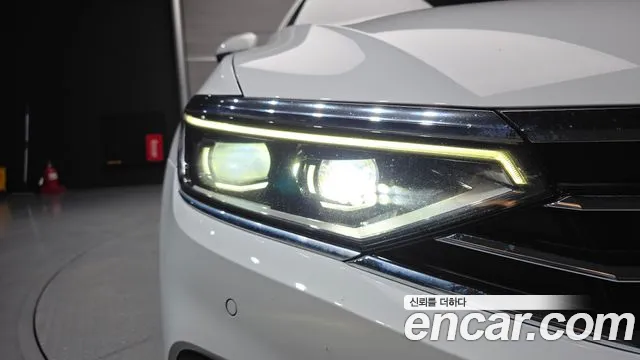 Volkswagen Passat Passat GT(B8) 2.0 TDI 4Motion Prestige — Фото автомобиля 19