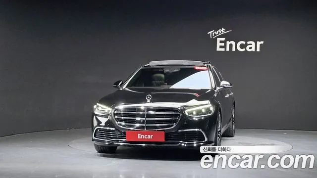 Mercedes-Benz S-Class — Фото автомобиля 2