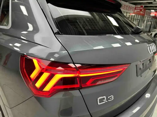 Audi Q3 — Фото автомобиля 24