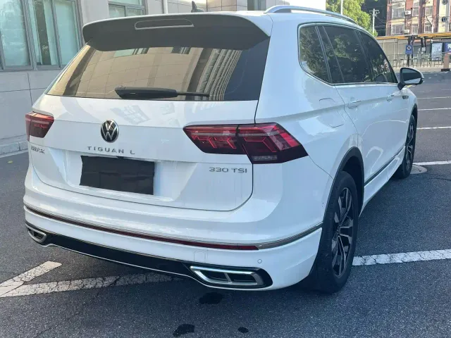 Volkswagen Tiguan L — Фото автомобиля 9