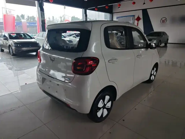 Wuling Hongguang Mini EV — Фото автомобиля 10