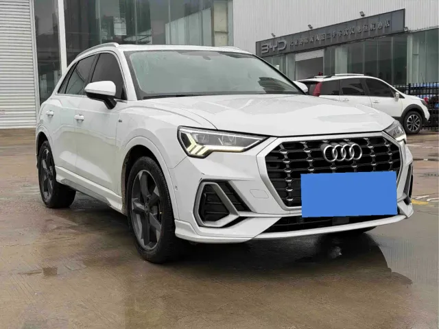 Audi Q3 — Фото автомобиля 3