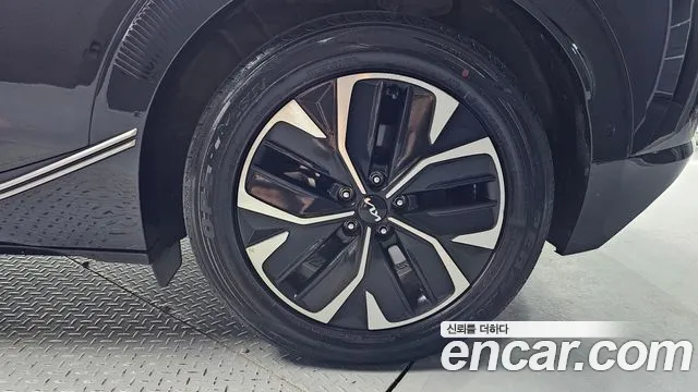 Kia EV6 — Фото автомобиля 5