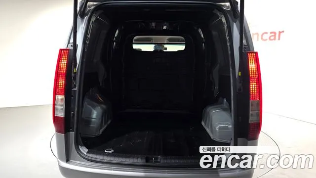 Hyundai Staria Staria Карго 5 мест — Фото автомобиля 17