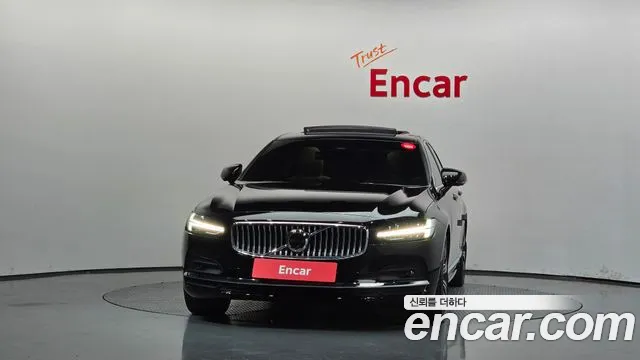 Volvo S90 — Фото автомобиля 15