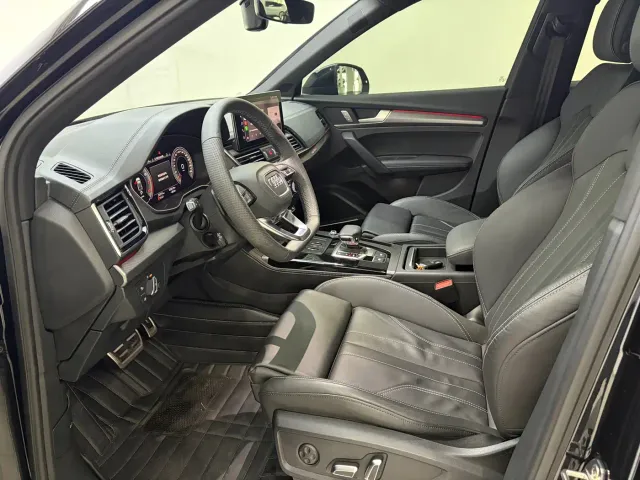 Audi Q5L — Фото автомобиля 17