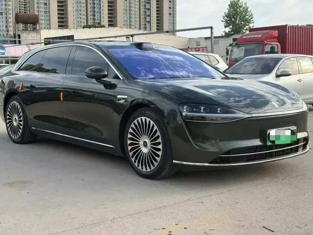 Stelato S9T — Фото автомобиля 3