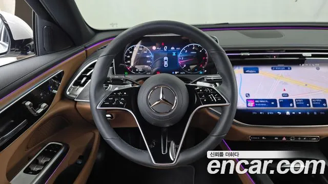 Mercedes-Benz E-Class — Фото автомобиля 13
