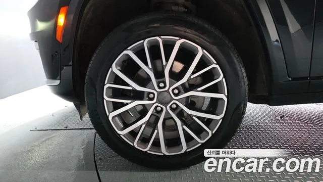 Jeep Cherokee Grand Cherokee(WL) L 3.6 Summit Reserve — Фото автомобиля 5