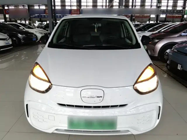 Roewe Clever — Фото автомобиля 2