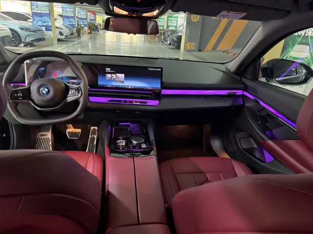 BMW i5 — Фото автомобиля 6