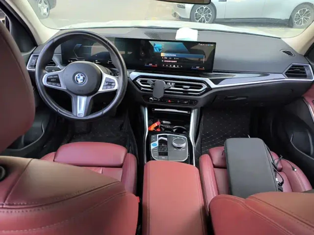BMW i3 — Фото автомобиля 9