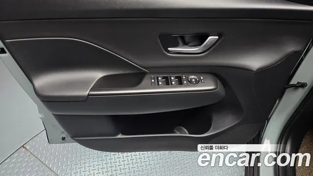 Hyundai Kona SX2 — Фото автомобиля 13