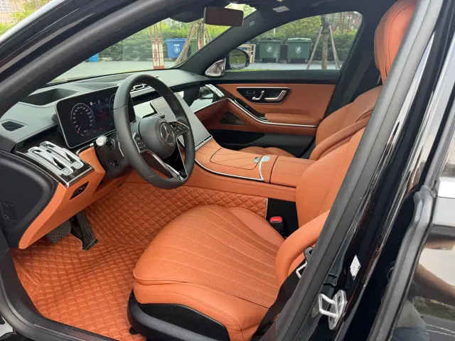 Mercedes-Benz S-Class — Фото автомобиля 4