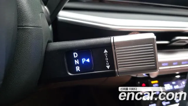 Hyundai Grandeur GN7 — Фото автомобиля 9