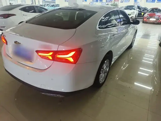 Chevrolet Malibu XL — Фото автомобиля 6
