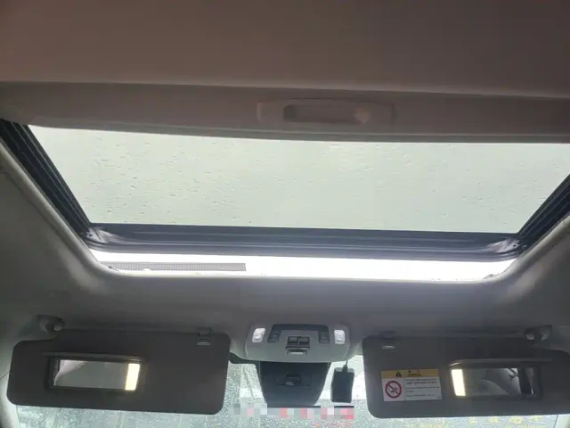 Toyota Sienna — Фото автомобиля 17